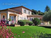 Photo 1 - Maison à UZES