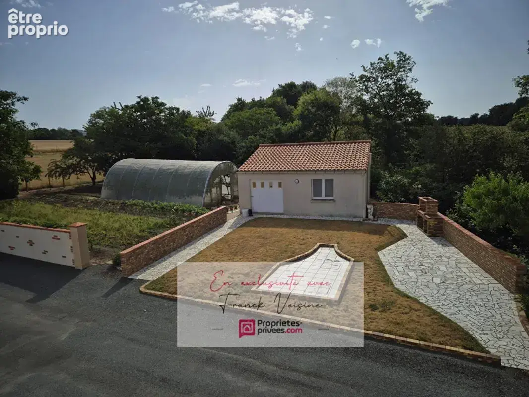 A VENDRE en Exclusivité à Saint Paul en Pareds, maison de 127 m2 avec 3 chambres et plusieurs dépendances sur plusieurs parcelle - photo 6