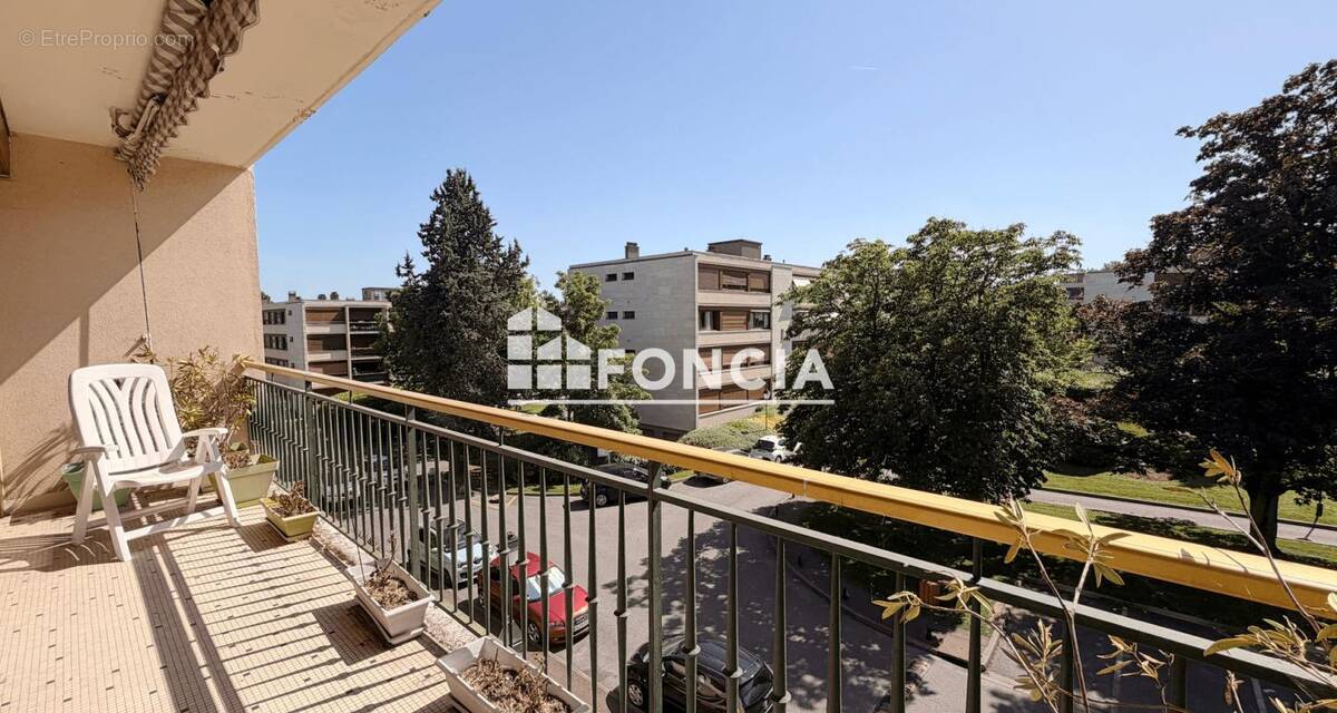 Appartement à NOISY-LE-ROI