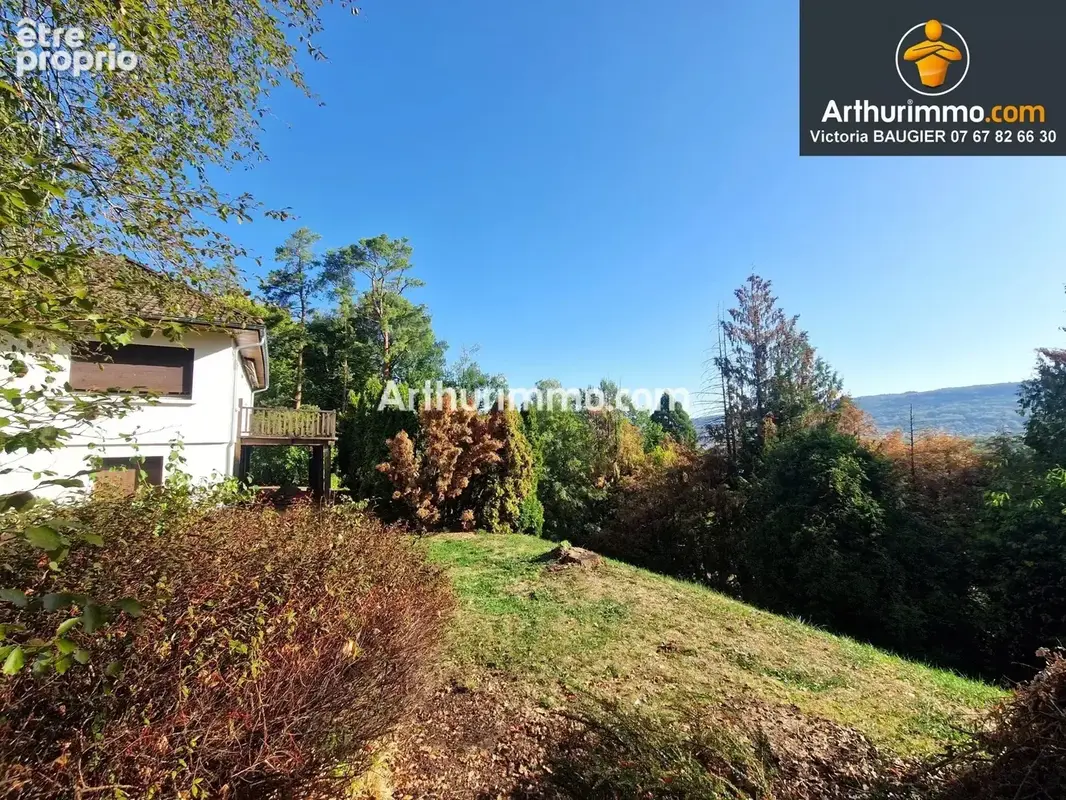 LONS-LE-SAUNIER (39 JURA), à vendre maison individuelle 140 m², 4 chambres, 6 pièces, 1 garage, parc de 2 250 m² et vue exceptio - photo 4