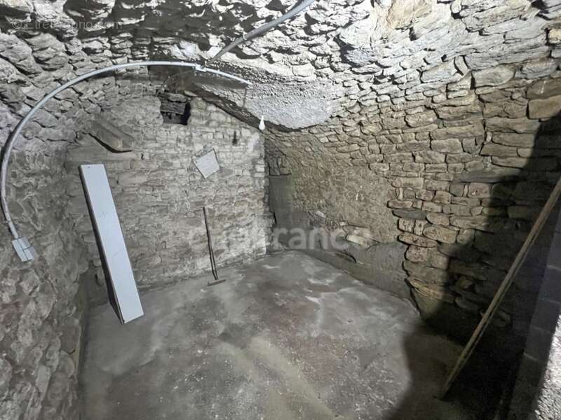 Maison à FORCALQUIER