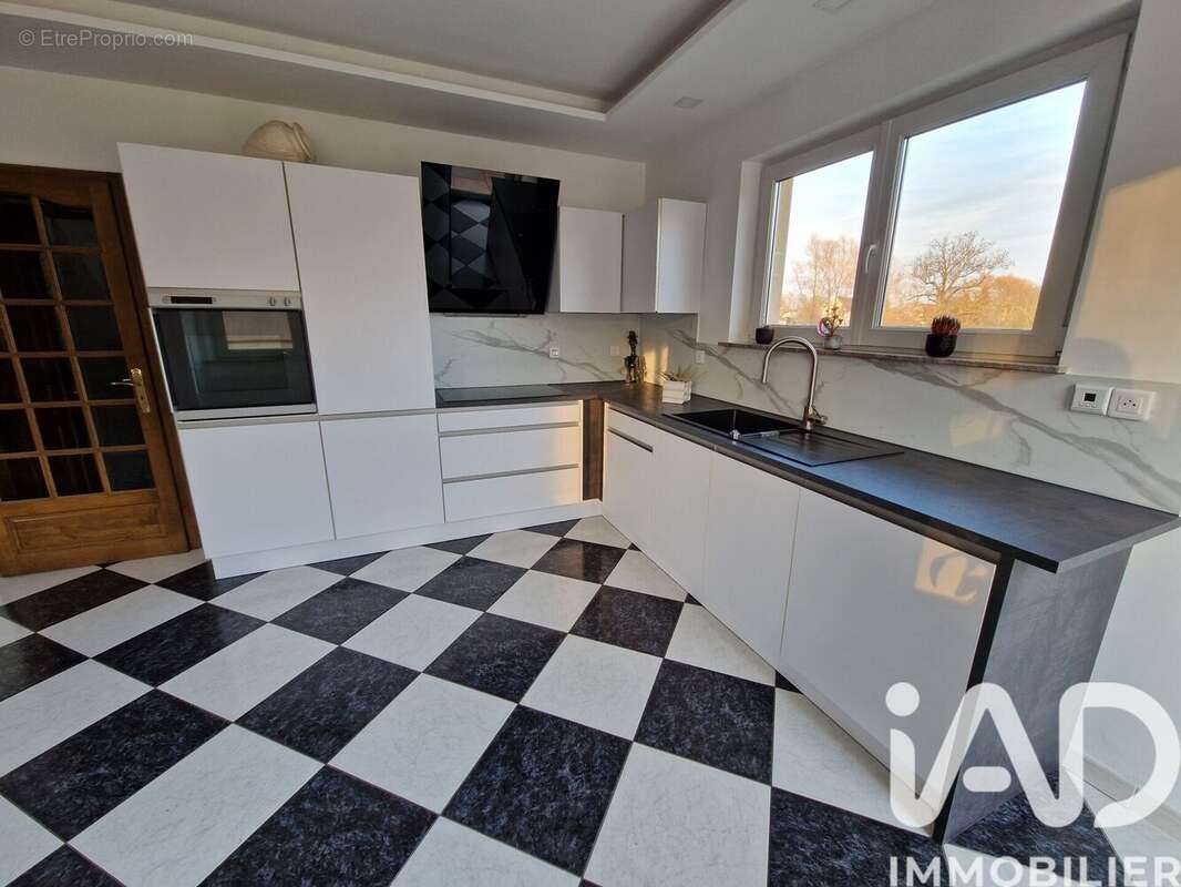Maison 201 m² à Metzing  - photo 6