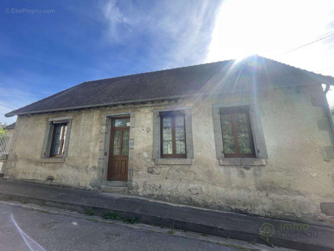 Maison à FELLETIN