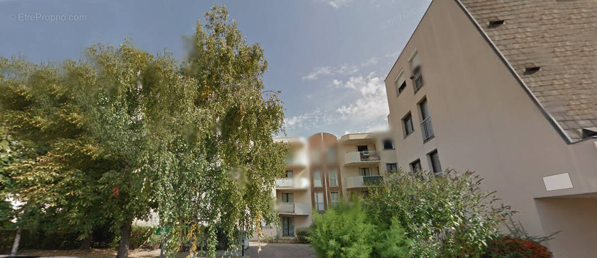 Appartement à SARTROUVILLE