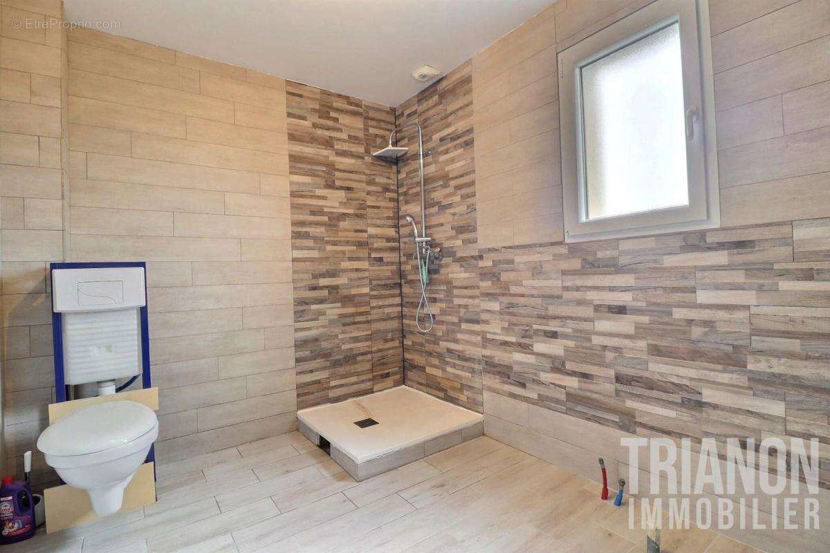 Maison à VAUX-SUR-SEINE