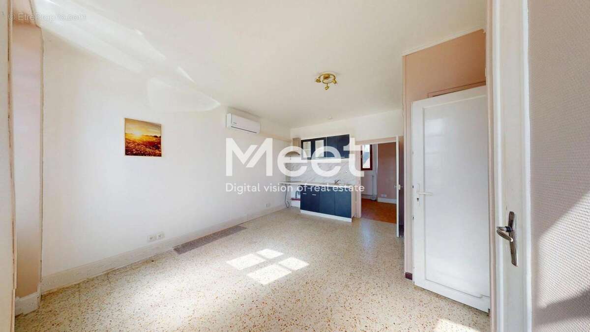 Appartement à BRIENON-SUR-ARMANCON