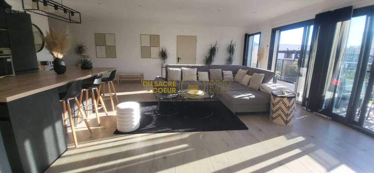 Maison à SAINT-JEAN-LASSEILLE