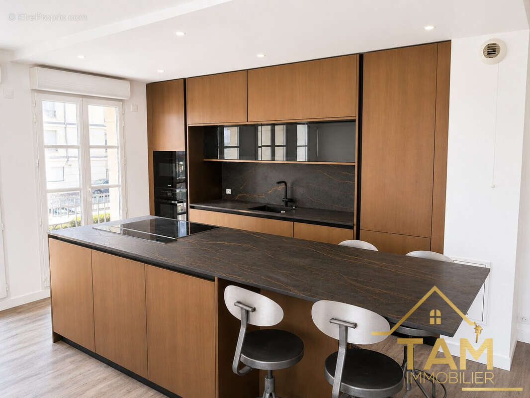 Appartement 70 m² à Saint-Cyr-L'ecole  - photo 6