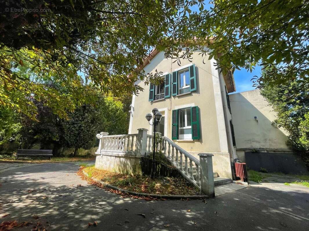 Maison à CHELLES