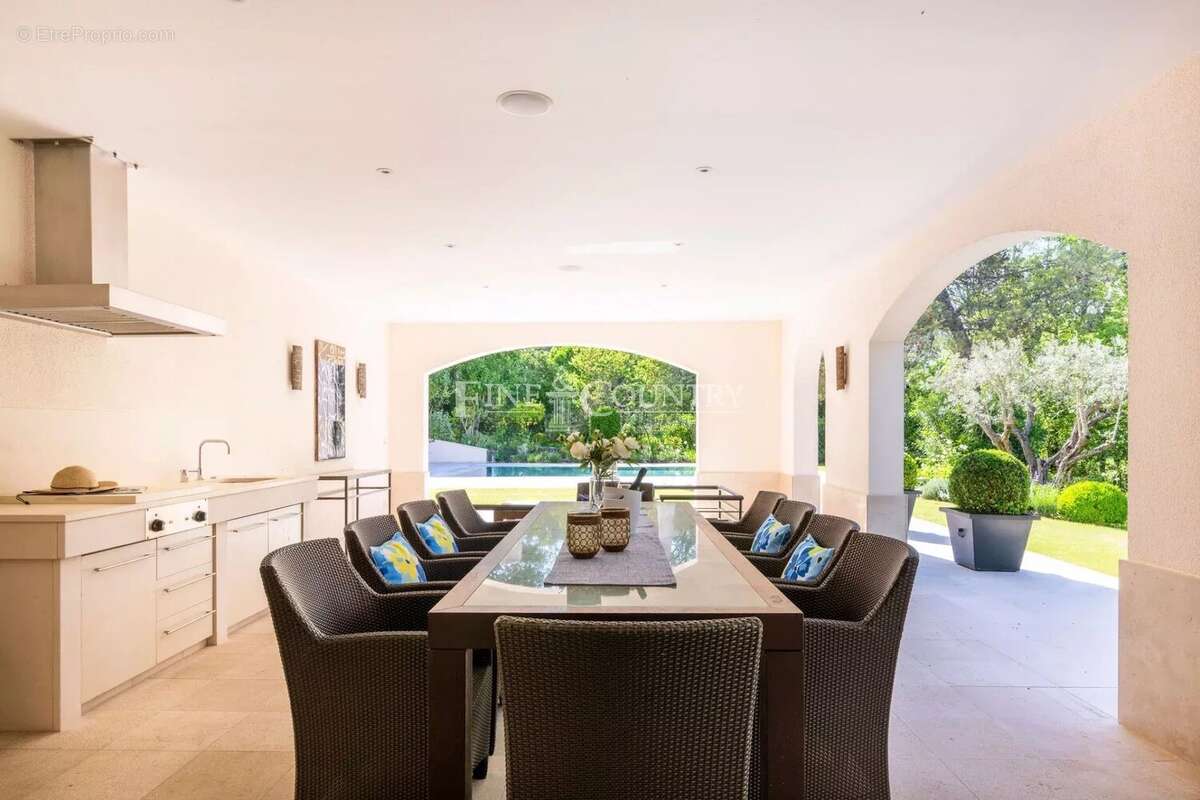 Maison à TOURRETTES