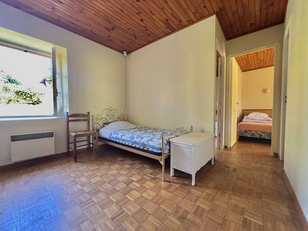 Maison à SAINT-CYPRIEN