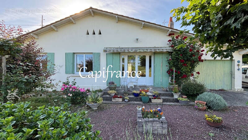 Maison à TAILLEBOURG