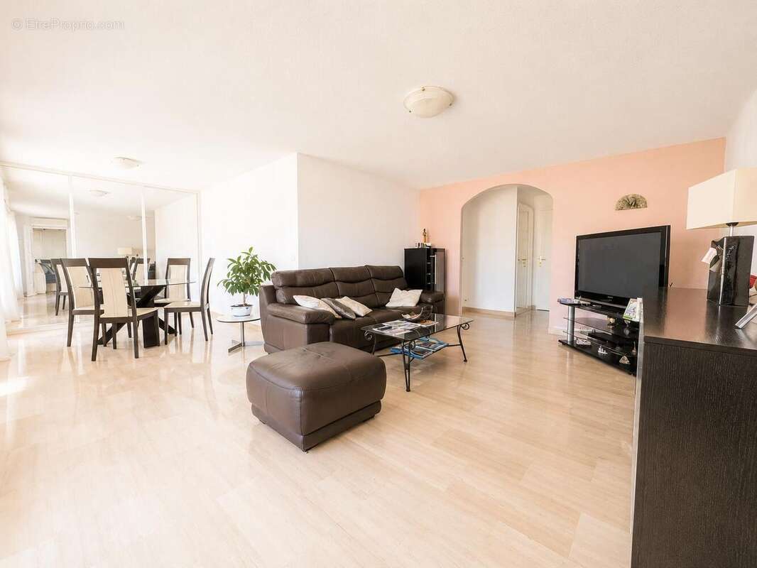   - Appartement à NICE