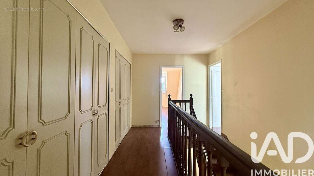 Photo 8 - Maison à SAINT-AVE