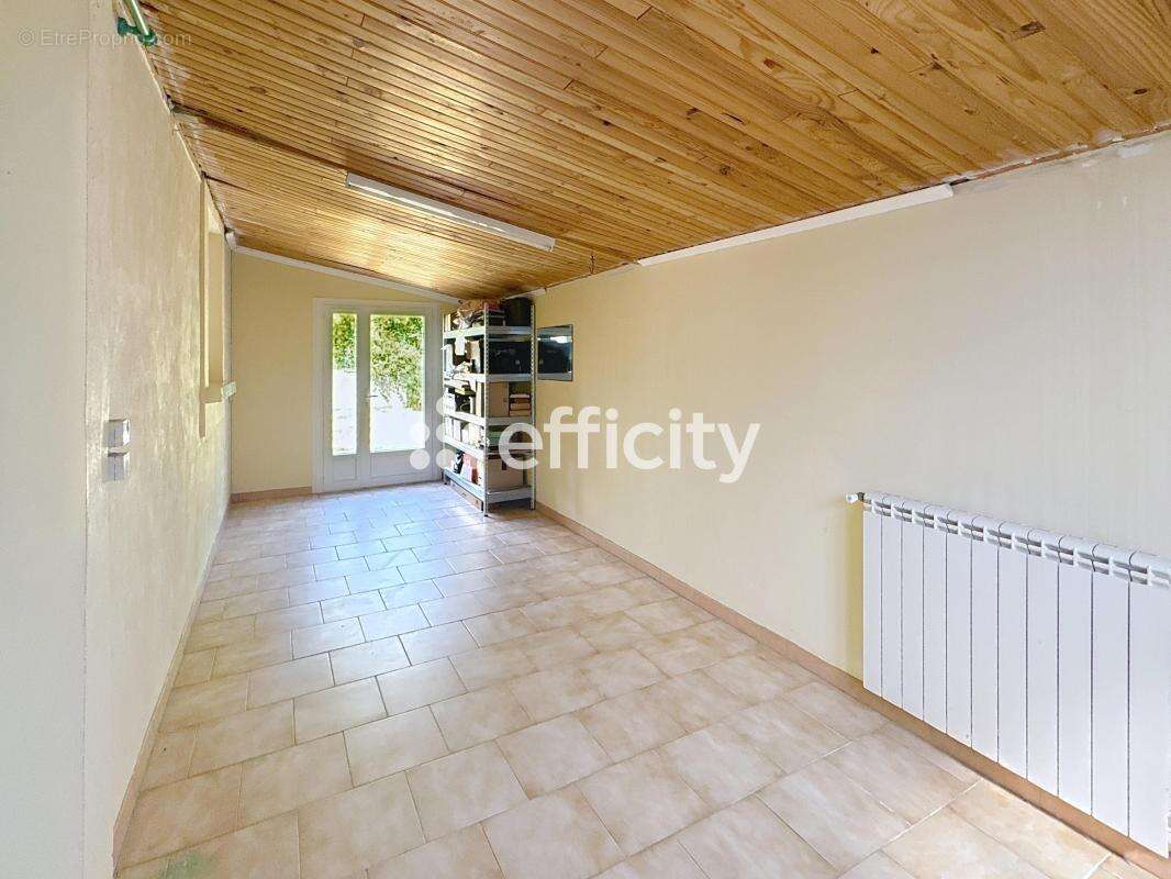 Maison 132 m² à Saint-Remy-De-Provence  - photo 18