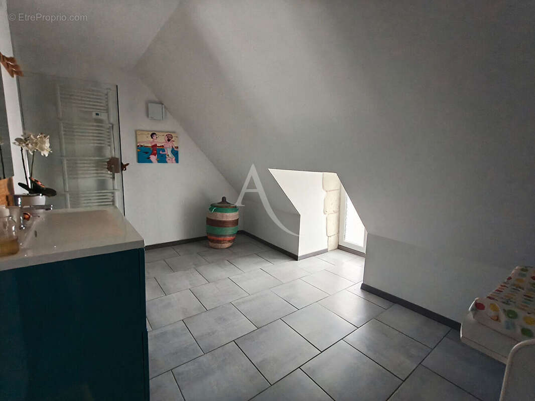 Maison Villentrois-faverolles-en-berry France  4 pièce(s) 91.04 m2 - photo 10