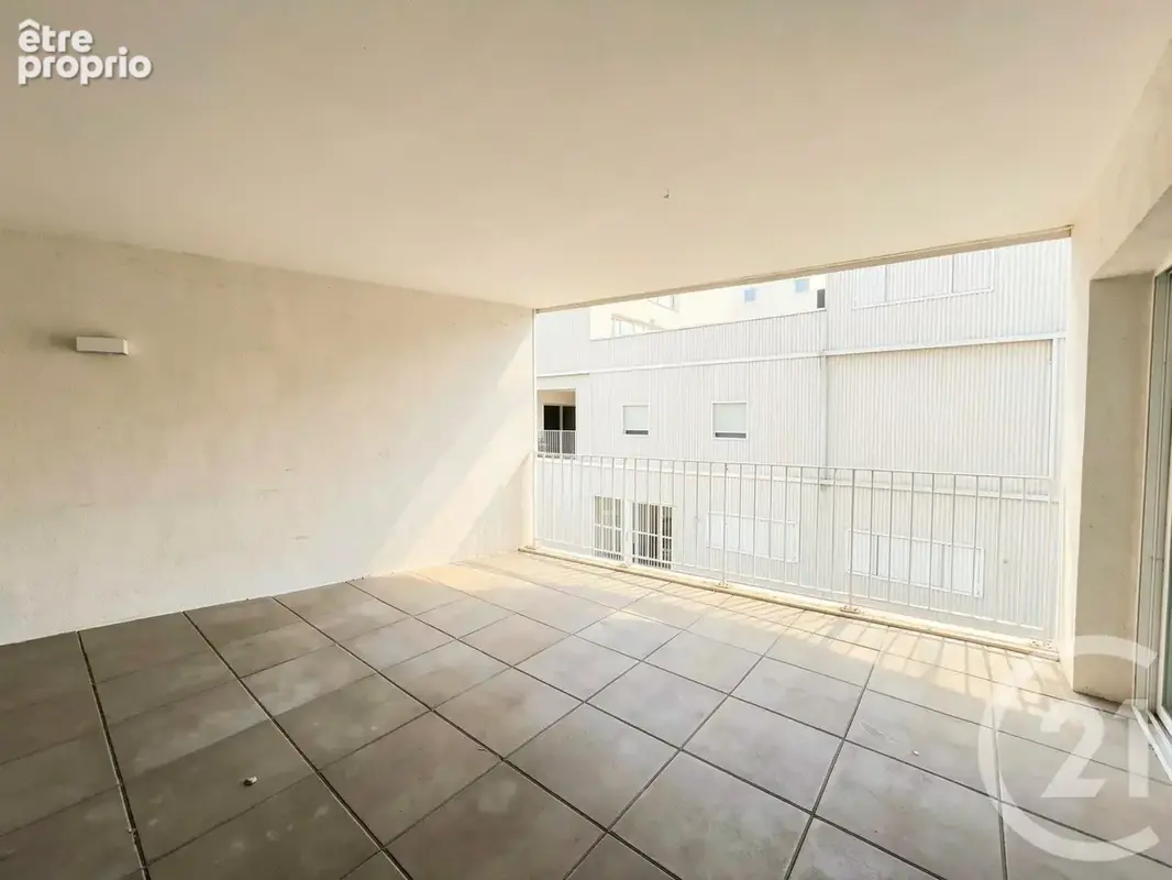 Appartement 2 pièces 47 m² à vendre à Begles (33130) - photo 3