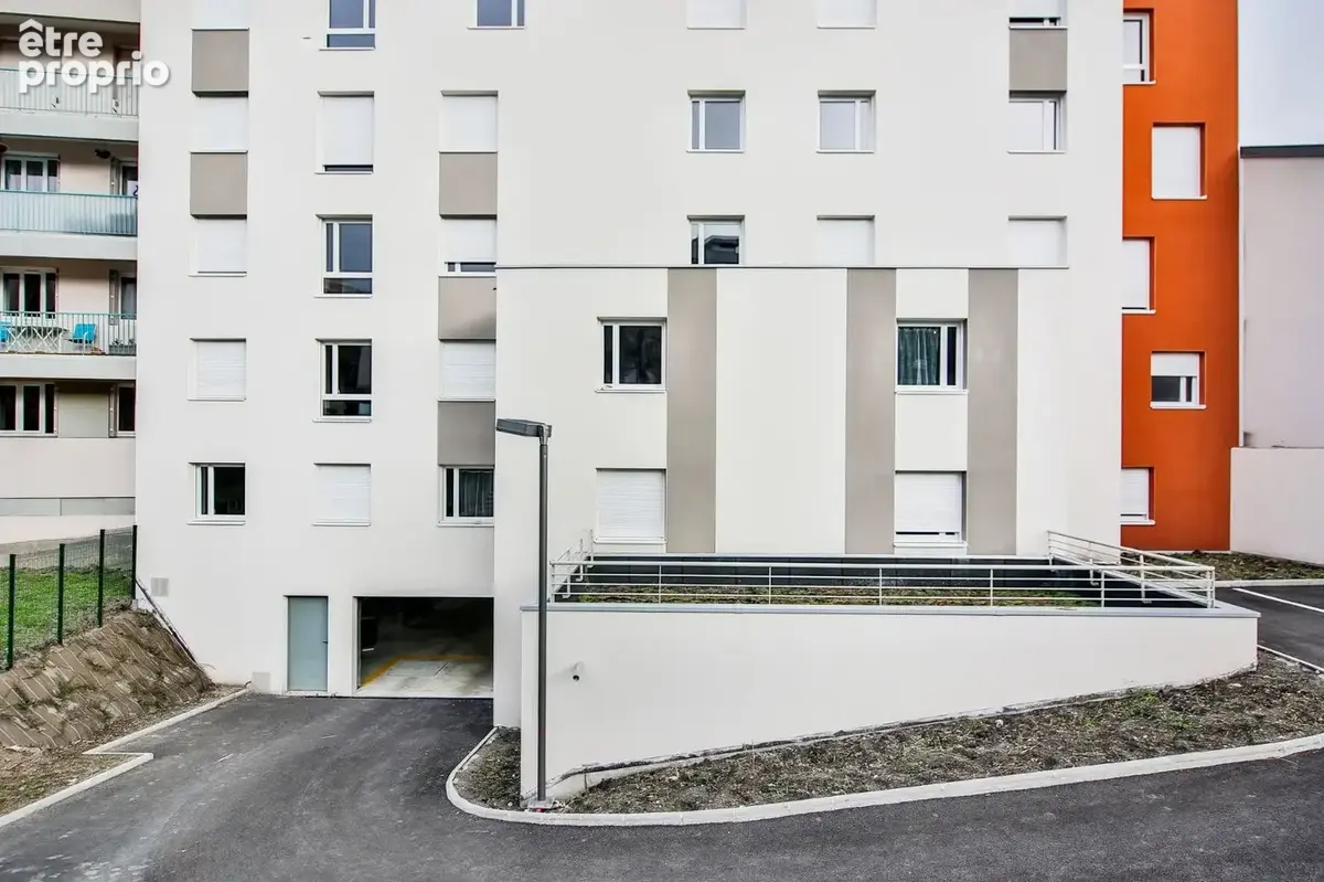 INVESTISSEMENT LOCATIF  Clermont-Ferrand  Résidence Étudiante Artémisia Clermont-Ferrand Oradou - 5% de rentabilité - photo 13