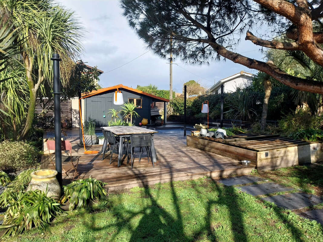 Maison à VILLENAVE-D'ORNON