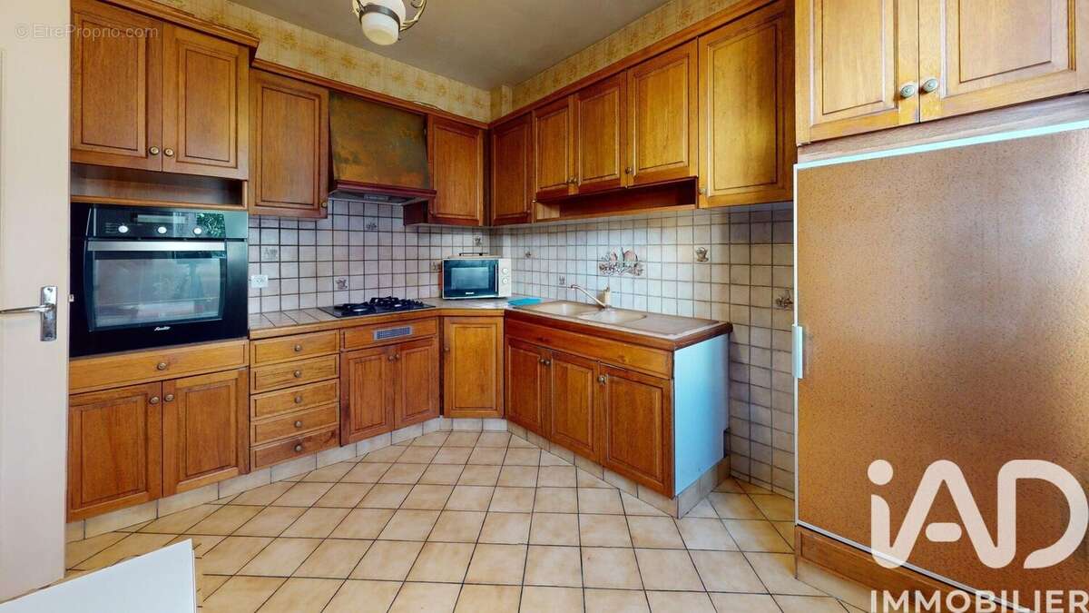 Photo 6 - Maison à PERIGNAT-LES-SARLIEVE