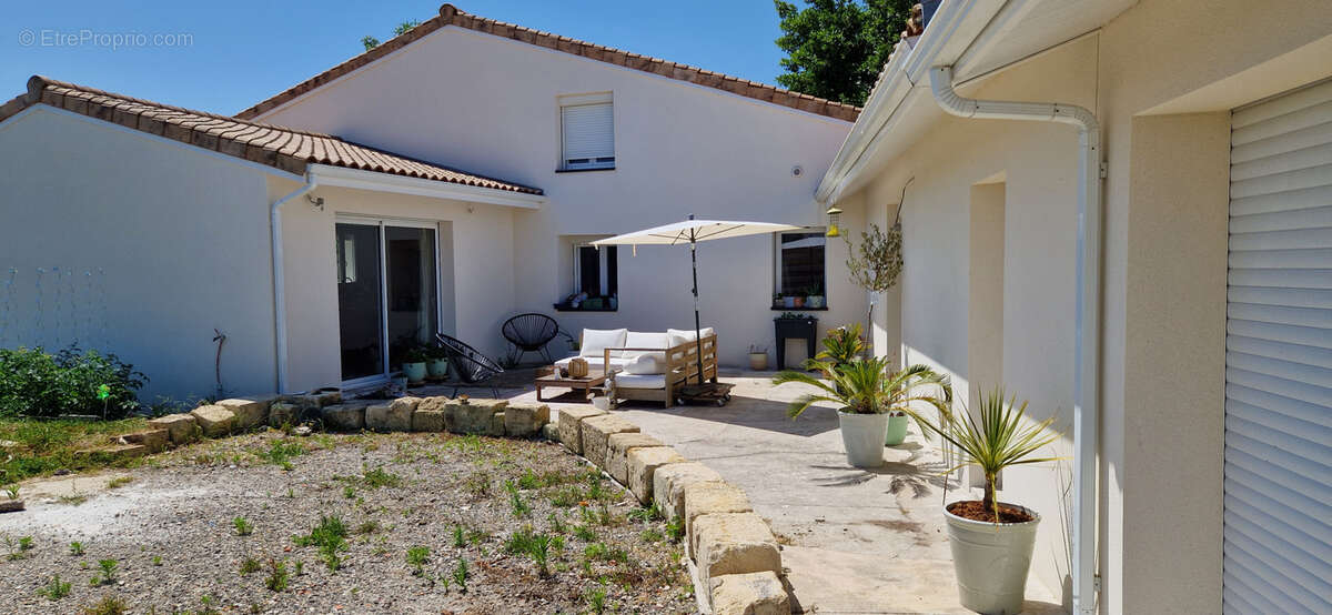 Maison à LAMARQUE