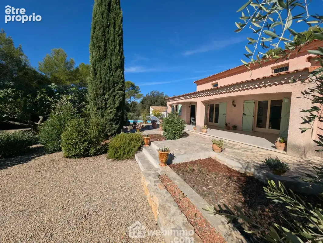 Maison 6 pièces 160 m² à vendre à Le Thoronet (83340) - photo 1