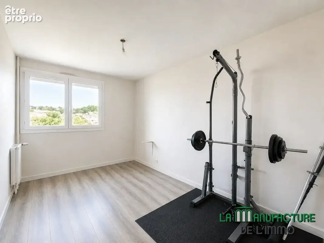 Appartement f3 lumineux avec balcon et garage / saint-etienne centre 2 - photo 10