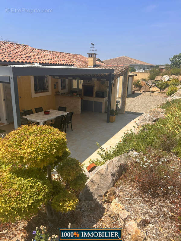 Villa de plain pied avec une magnifique vue - photo 3