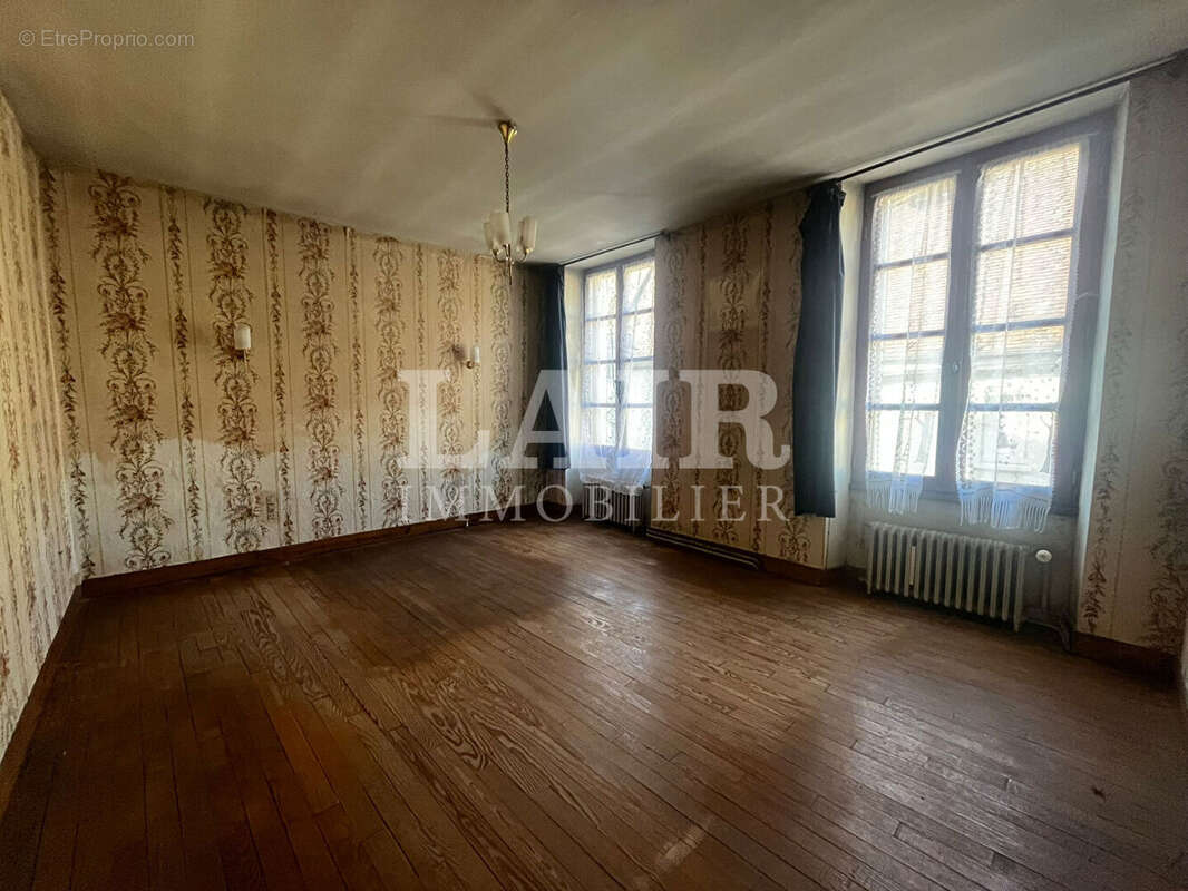 Maison à MORTAGNE-AU-PERCHE