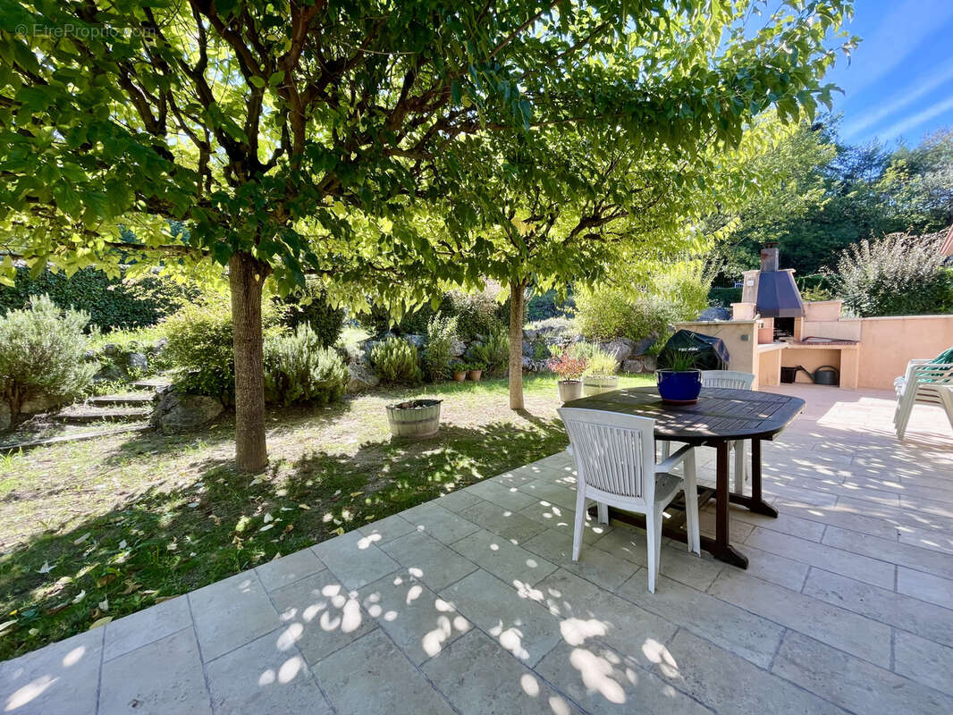 Maison à VAISON-LA-ROMAINE