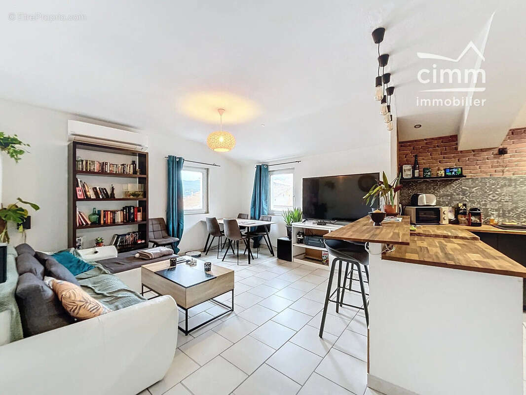 Appartement 64 m² à Caromb  - photo 2