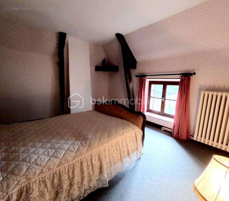 Maison à COURLON-SUR-YONNE