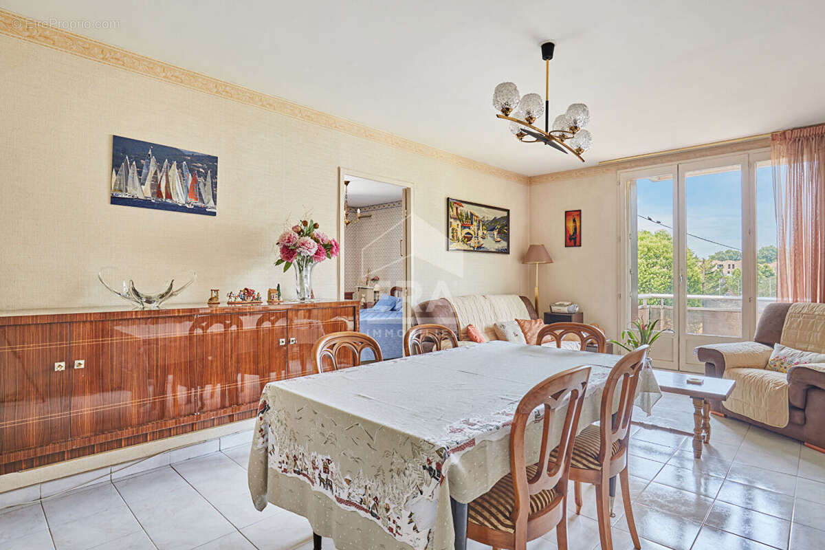 Appartement à AIX-EN-PROVENCE