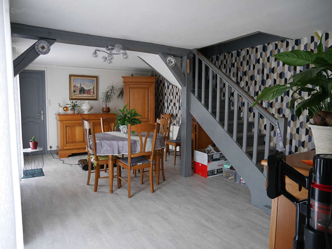 Maison à VILLERS-ECALLES