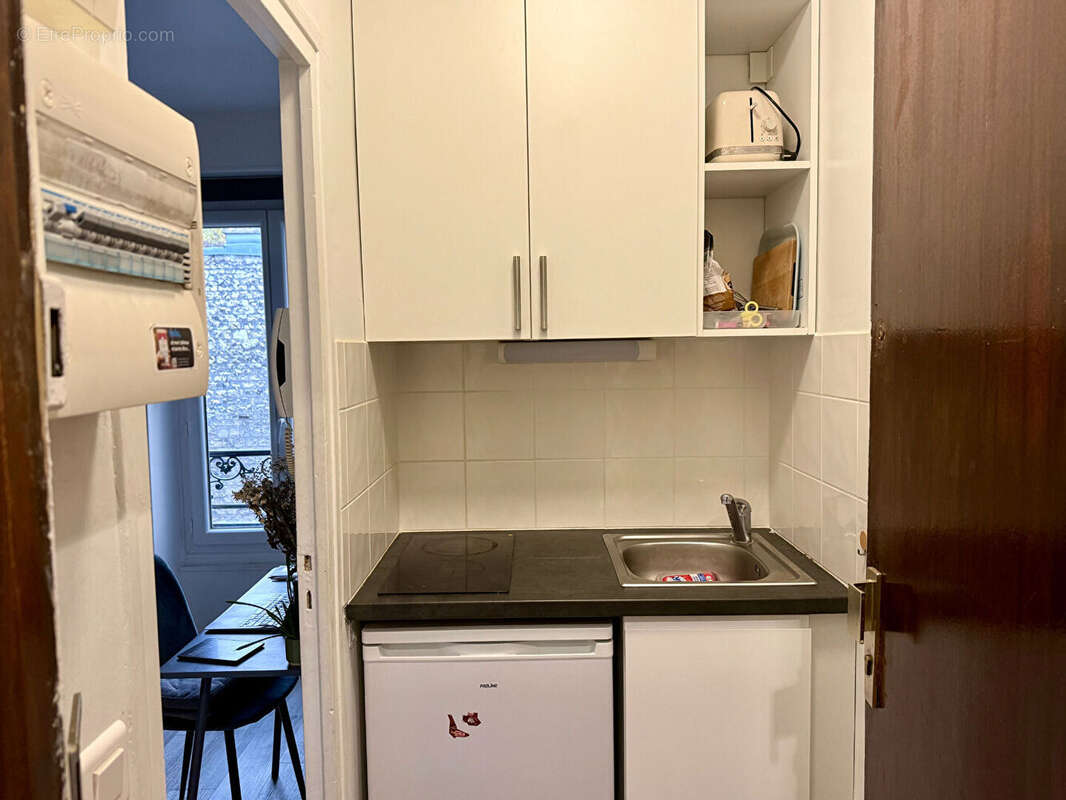 Appartement à PARIS-14E