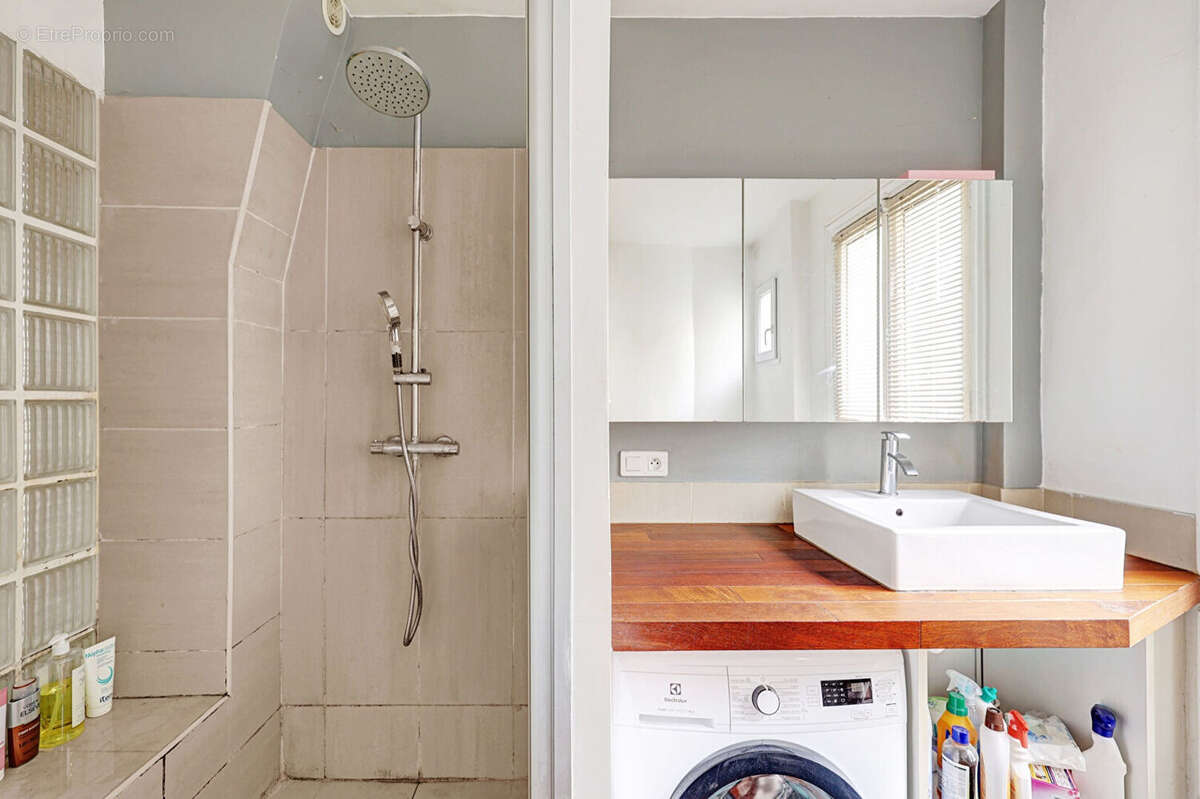 Appartement à PARIS-11E