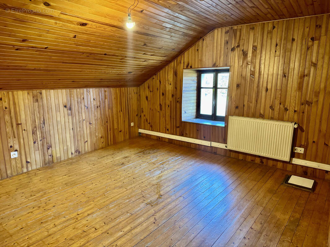 Maison à VILLERSEXEL