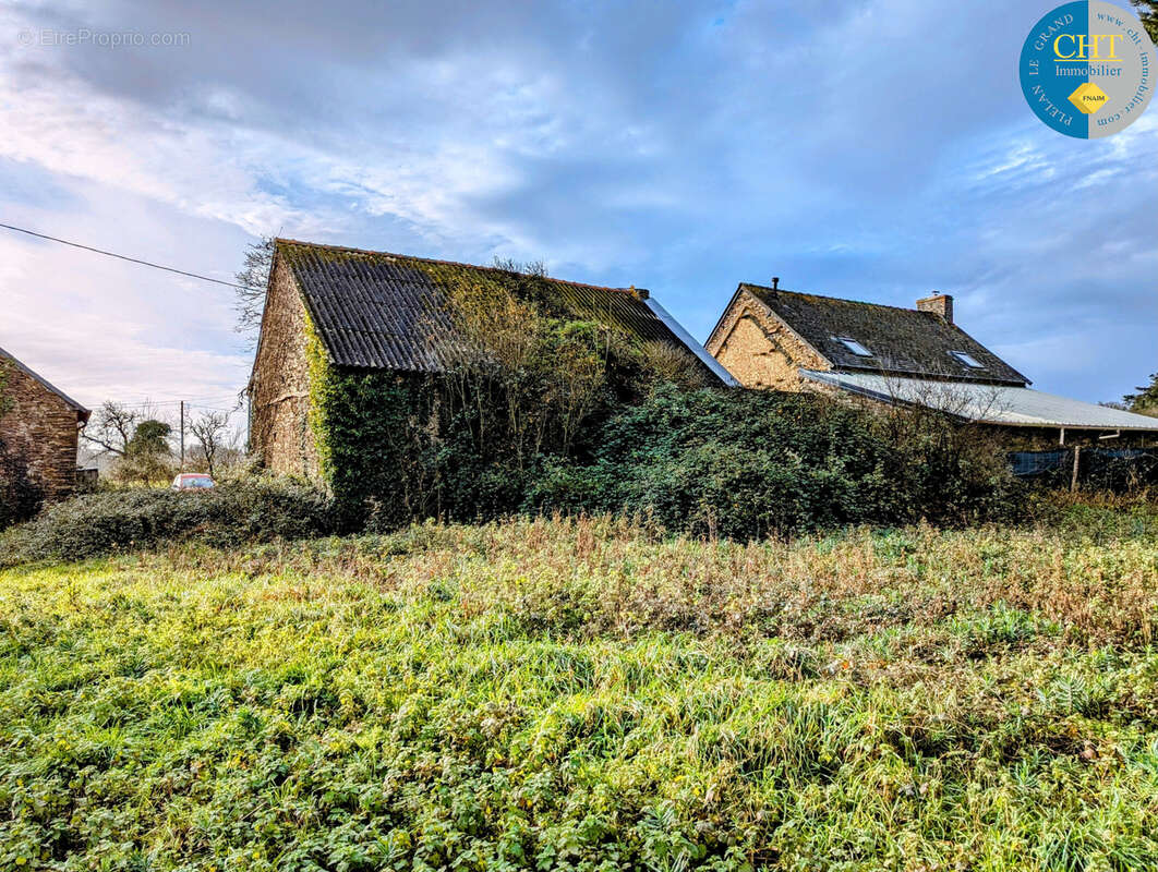 À Tréal, Maison à rénover d'environ 140m2 à acheter 30 100 € - photo 20