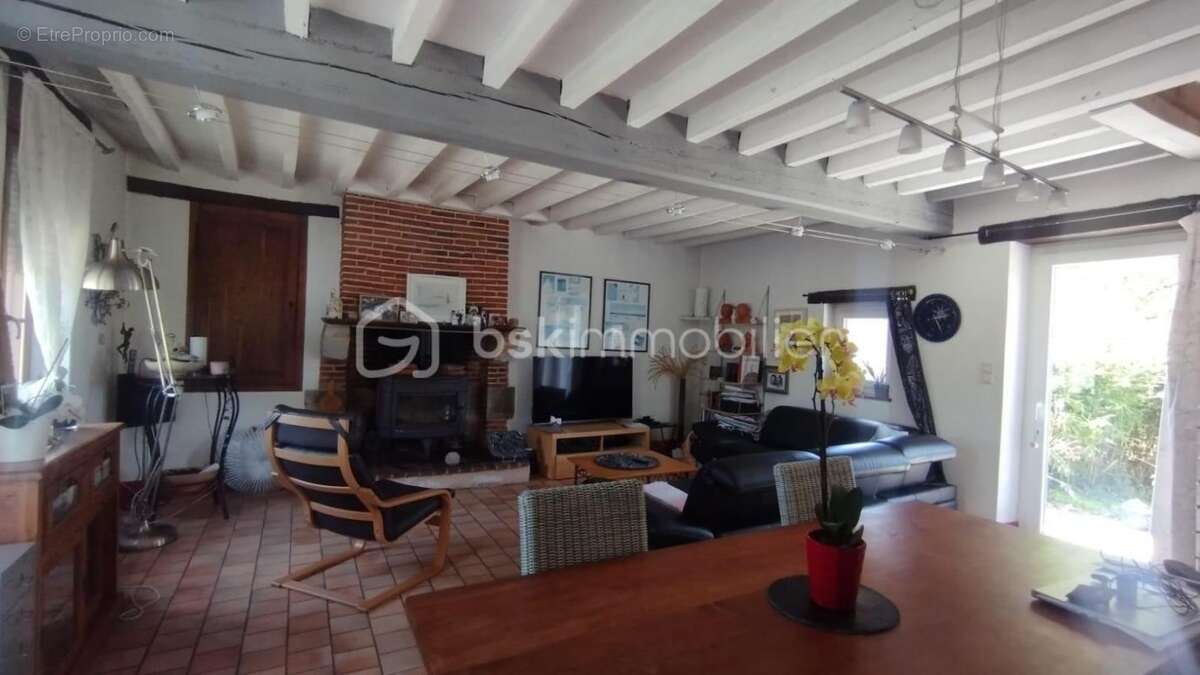 Maison à GERMIGNY-DES-PRES