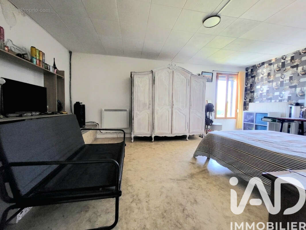 Maison 183 m² à Bourg-Fidele  - photo 8
