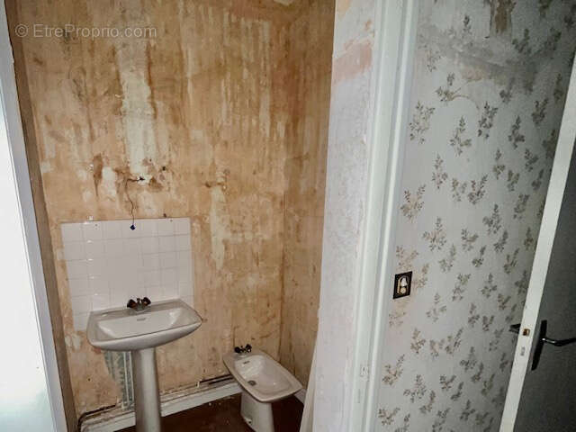 Maison à MONTREUIL-BELLAY