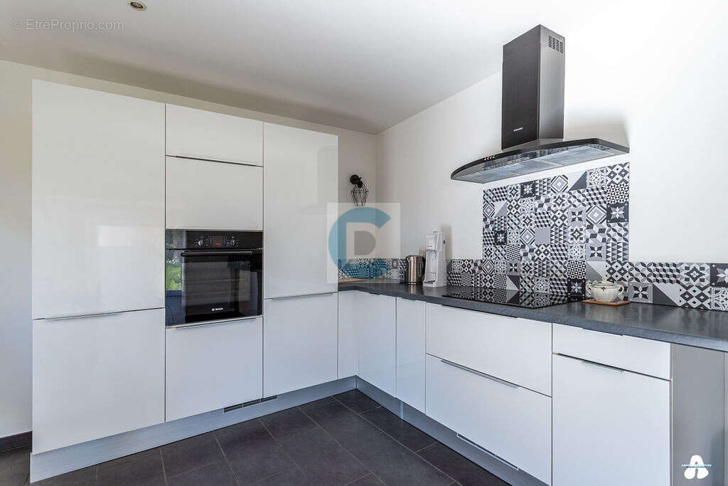 Appartement à ARTHAZ-PONT-NOTRE-DAME