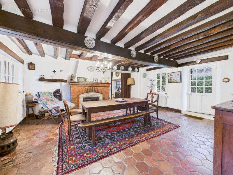 Maison à FAVEROLLES