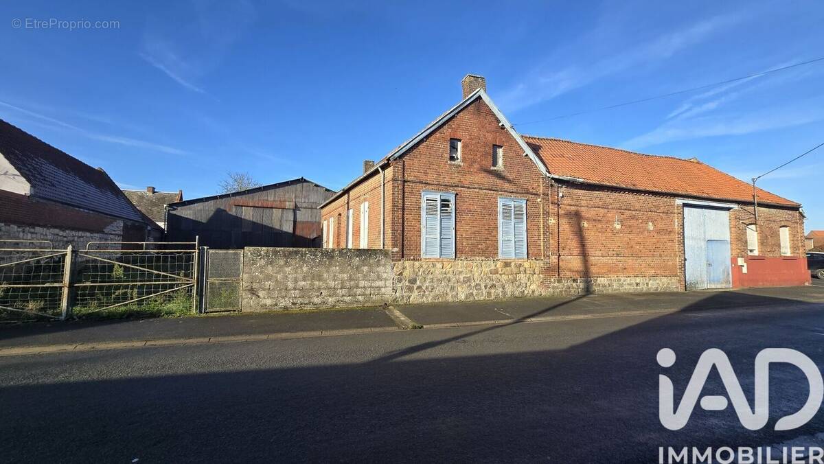 Photo 1 - Maison à SERVINS