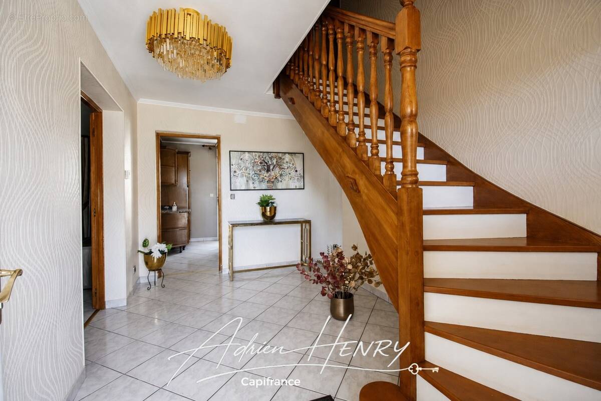 Maison à HUSSIGNY-GODBRANGE