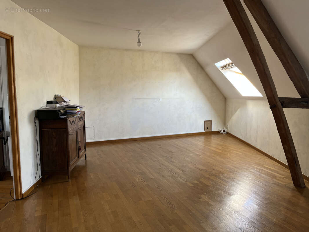 Maison à PONT-SAINTE-MAXENCE