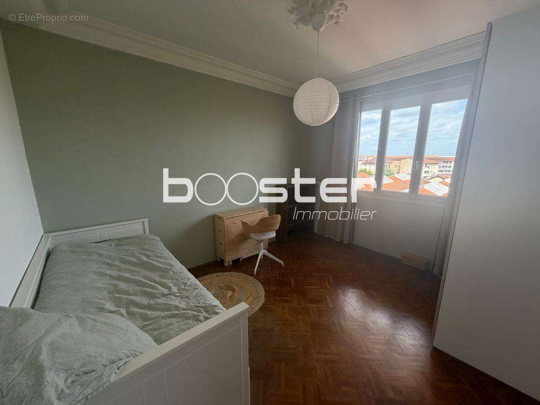 COEUR MINIMES - T2 lumineux avec balcon et cave - photo 2