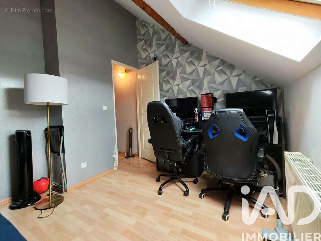 Maison 71 m² à Pont-A-Vendin  - photo 9