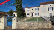 Maison à PLEUVILLE