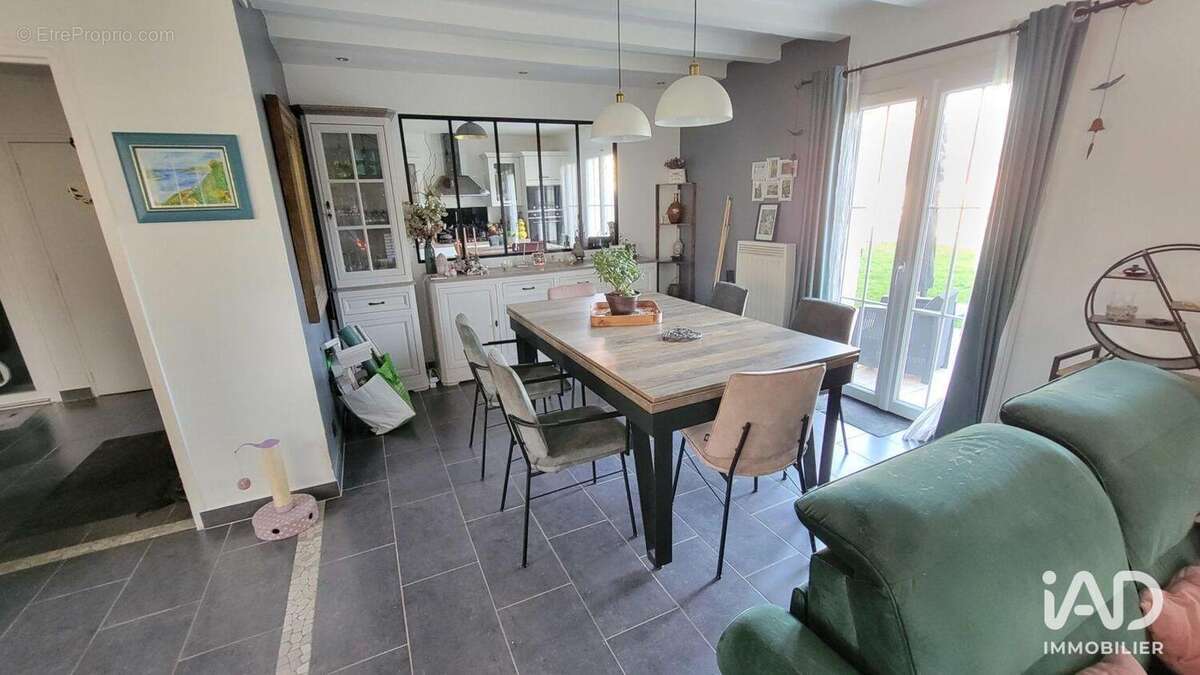 Photo 6 - Maison à COUBRON